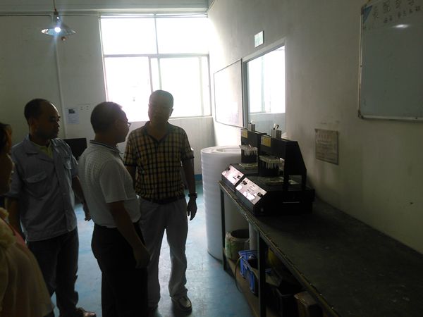 卡西欧客户参观王氏天茂治具工厂